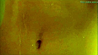 god i can't stop fapping to sandra bullock's sexy legs and small tits...