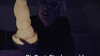 unboxing my huge 12-inch veiny dildo and 13.5-inch bulldog beast from erotixxxtoys