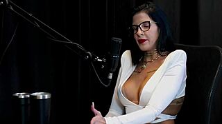 leticia braga opens her own clinic