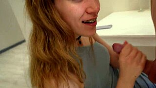 damn this tinder date brunette teen is deepthroating and moaning on my cock non-stop 😩🍆💦