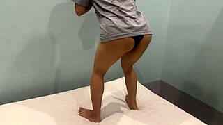 shake my asian teen ass for you during workout 💦🍑