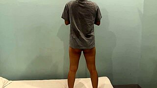 shake my asian teen ass for you during workout 💦🍑
