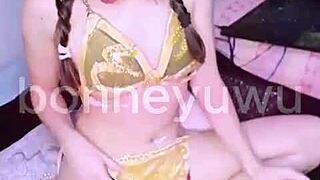 bonneyuwu as leia in star wars cosplay teases her cute feet and small tits till facial cumshot