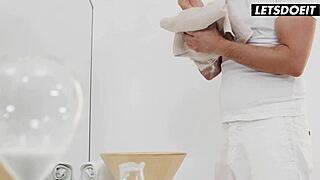 wanna see lika star take masseur's fat cock deep??