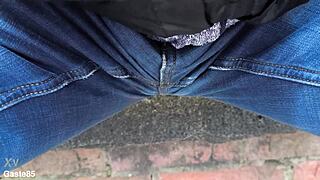 wanna see me peeing right in my jeans outdoors?