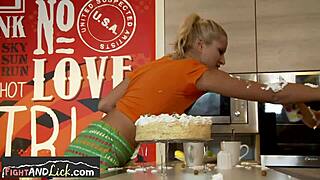 you wrestling for food before i lick your pussy clean?