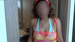 i love flashing hairy pussy on beach making cocks hard for everyone