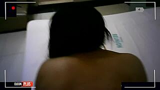 Thick ass milf pays rent riding landlord's cock doggystyle - cuconplus