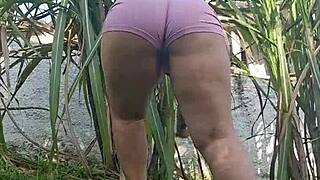 exhibitionist flashes big ass loving deep penetration in that favorite position
