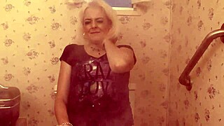 No smoking here babe just swallow my cum after dirty blowjob and doggystyle pounding 😈💦