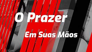 Então é Natal? Olha essa baixinha safada chupando pauzão dos lobos!