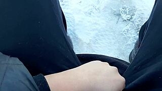 i jerk off in public park risking it all on passersby