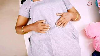 schoolgirl chats dirty in telugu during her first real fuck session