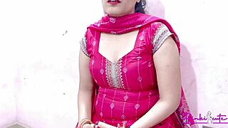 dost ki behan aayi SHADI SE PEHLE chudne, friend's sister spreads for rough pre-wedding fuck on bed