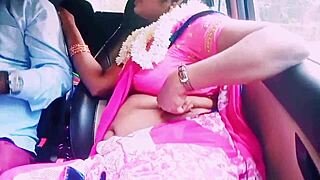i'm the beautiful saree housewife cheating with boyfriend in car telugu dirty talk sex... ugh so hot