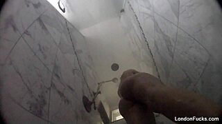 london keyes steps into steamy shower for solo rinse