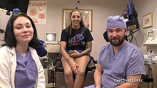 backstage with stefania mafra's latex gloves and heels spreading those big tits 😈🔥