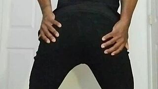 stretch that ass in my workout join free
