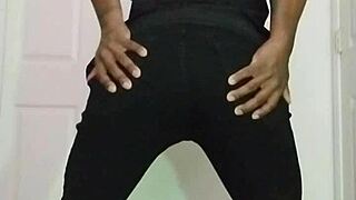 stretch that ass in my workout join free