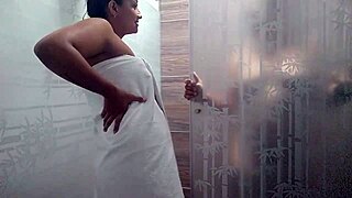 SHOWER SURPRISE - HORNY ROOMMATE BEGS FOR PUSSY LICKING!