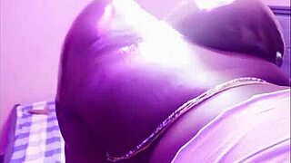 damn this ebony ssbbw squirts hard from dildo on the table