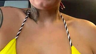 Sweaty Wet Pussy at Copacabana Gym Workout!