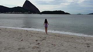 Skinny brunette picked up for public beach sex after lunch deal?