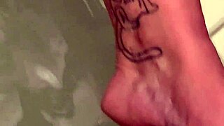 uh pt 1 foot fetish got me shavin legs gettin all naked n wet