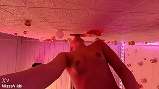 hey misssvikki suck this dick through sheer gloryhole