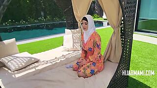Repressed Arab housewife rides handyman's cock cowgirl style