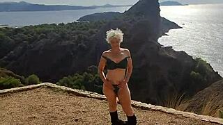 jaime flashes lingerie outdoor nature hike 😘🌳