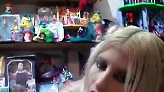 cosplayin ariel scarlet succubus sailormoon in sexy costume roleplay adventure unfolds.