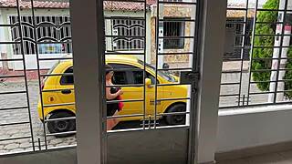 gorda latina con enormes tetas folla duro en taxi hasta creampie casero