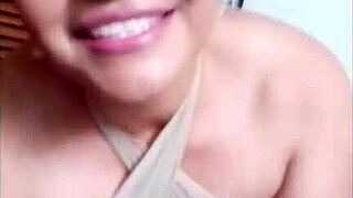 wanna turn beach day into sex day with my big ass girlfriend?