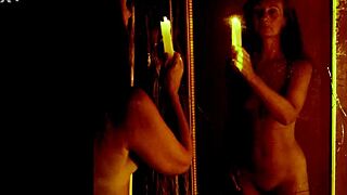 hoarder haven elton-village mature strips nude in country ranch magic mirror
