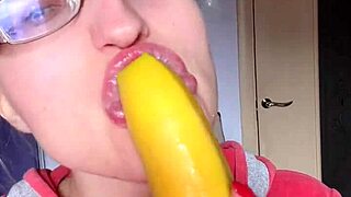 asmr bimbo tall girl eats banana with pink lipstick long nails glasses food lip fetish close