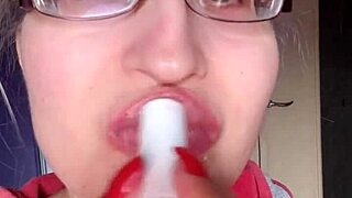 asmr bimbo tall girl eats banana with pink lipstick long nails glasses food lip fetish close