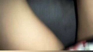 ay que caliente i touch myself in the street then tease my novio's cock in peruvian car?