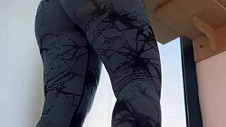 damn check this latina housewife's perfect round ass workout in leggings 🔥🍑