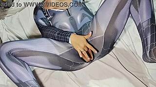 Cosplay masturbacion video casero with big pussy
