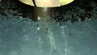 Fodi gostoso no gloryhole while corno filmed