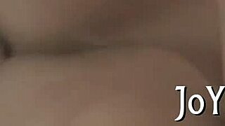 Legal teen stimulates pecker with oral skills