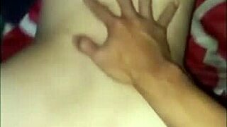 Bokep indonesia di ajak istri orang kerumahnya lagi pengen ngentot kontol berondong