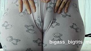 Camel toe pussy in pajamas masturbation