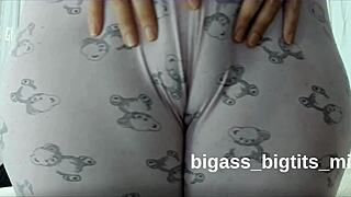 Camel toe pussy in pajamas masturbation