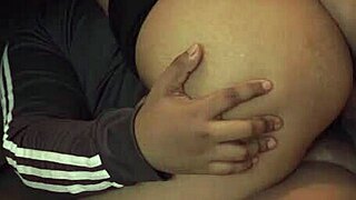Horny babe on top and gets her pussy stretched with hard fuck