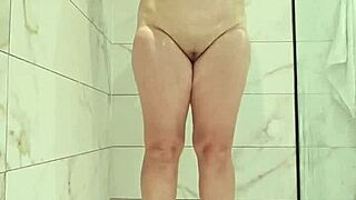 take a shower with jurels