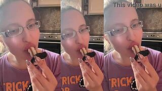 Asmr vampire teeth lollipop m