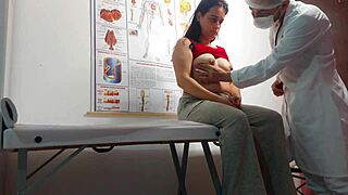 ginecologista fingers her asshole then fucks the brazilian patient