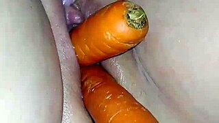 carrots in pussy